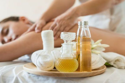 Massage services in Gurgaon, Haryana, India